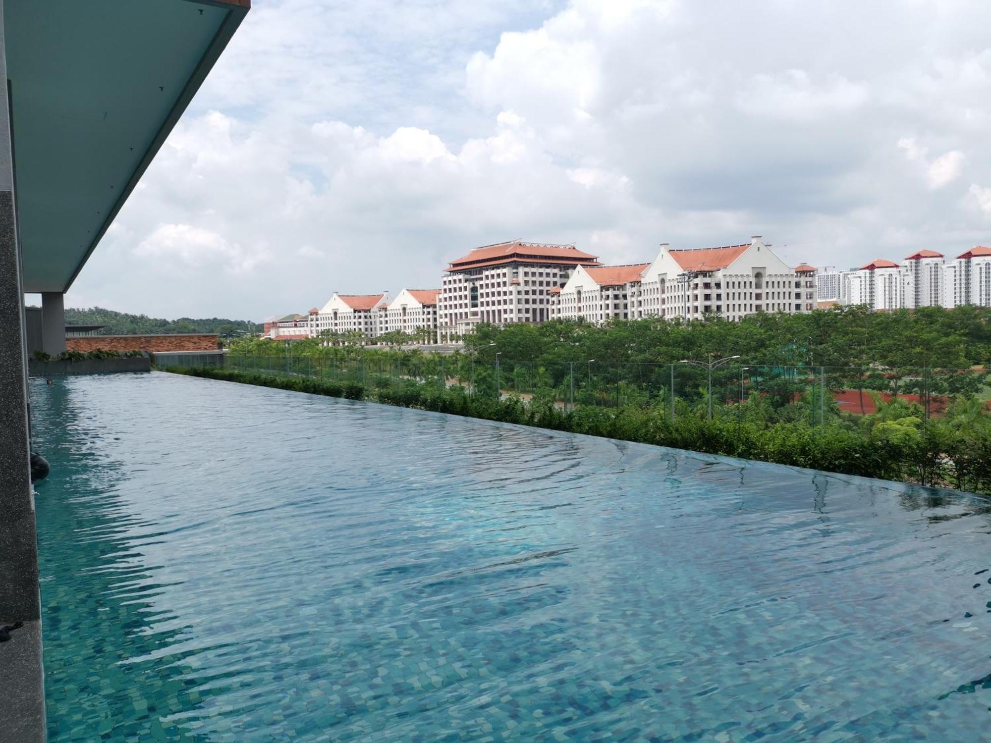 Bell Suite 4Pax Sepang Kota Warisan Klia Exterior foto